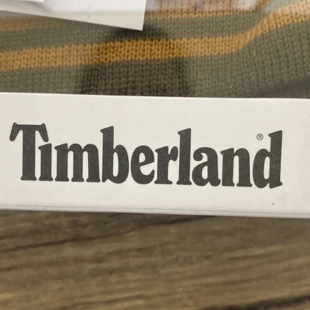 Timberland Brown scarv and hat Comfortable Underwear